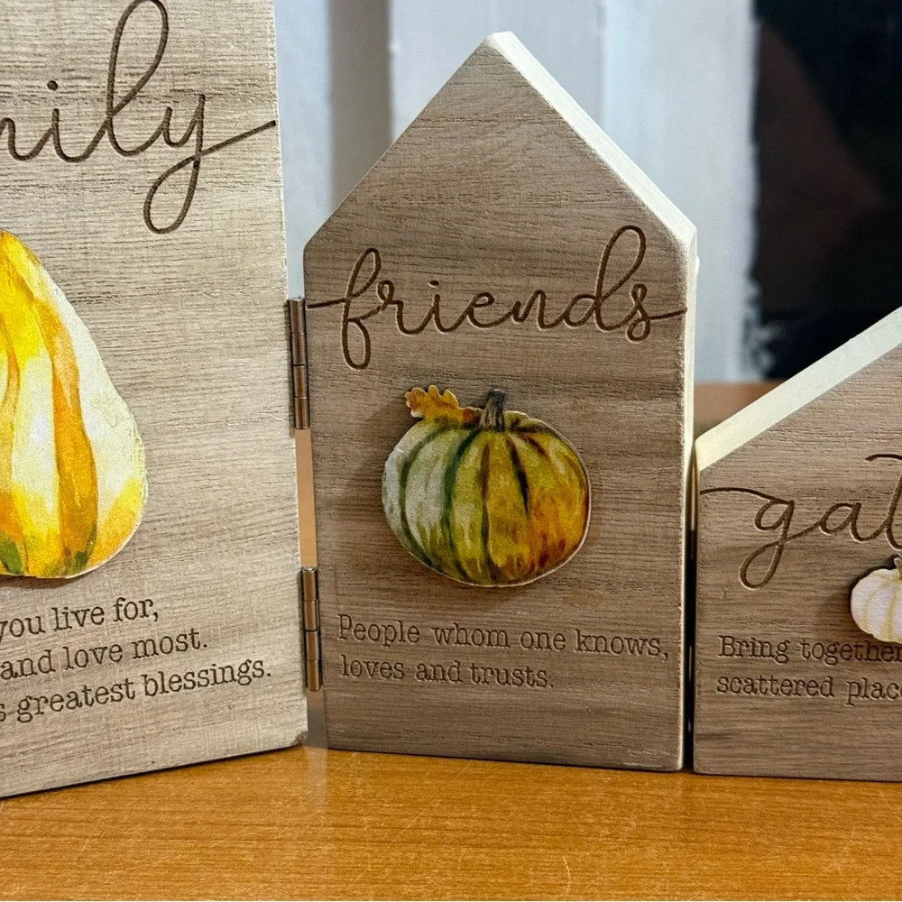 Ashland Pumpkin‎ Home Decor with Orange and Green Accents